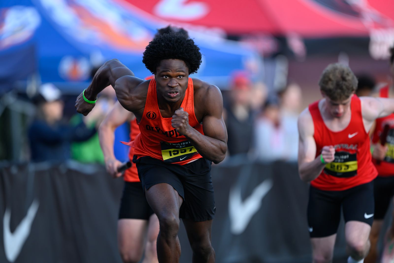 Mid stride sprint sports — Sideline Studio PDX